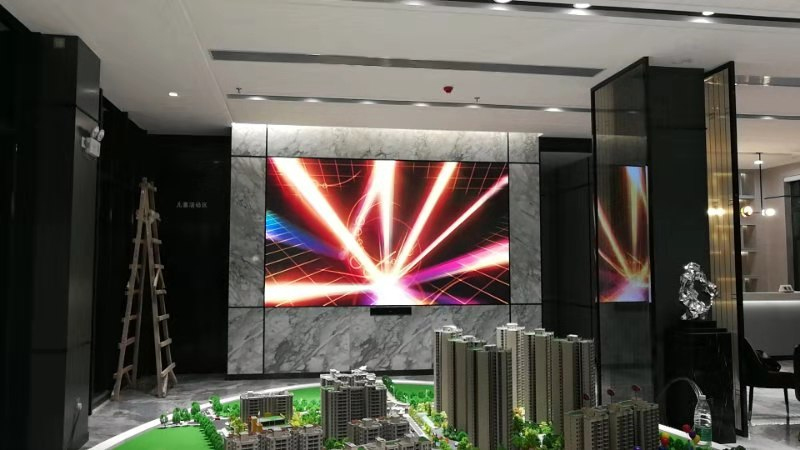 广州顺丰翠园楼盘室内高清P1.86全彩LED显示屏